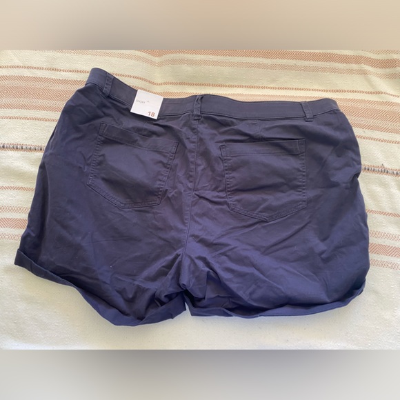Lane Bryant shorts - Picture 2 of 3